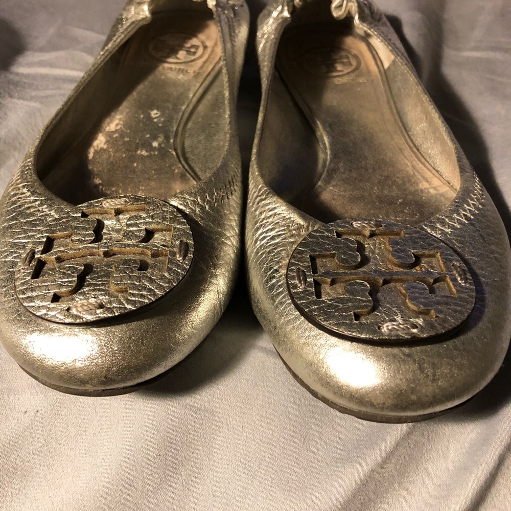 Pre owned Tory Burch metallic flats size 6